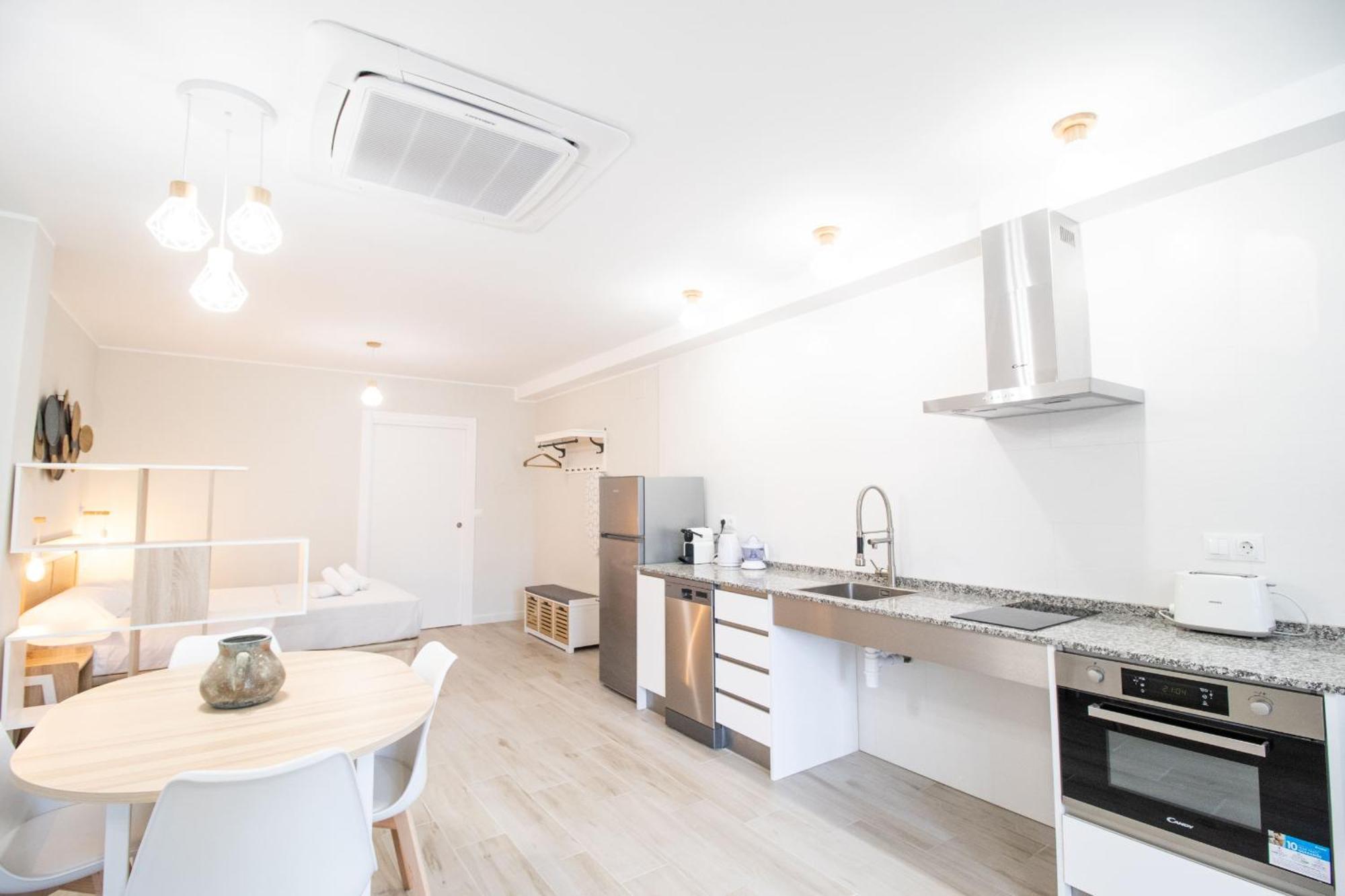 Nautical Flats By Concept Apartment Valencia Exterior photo